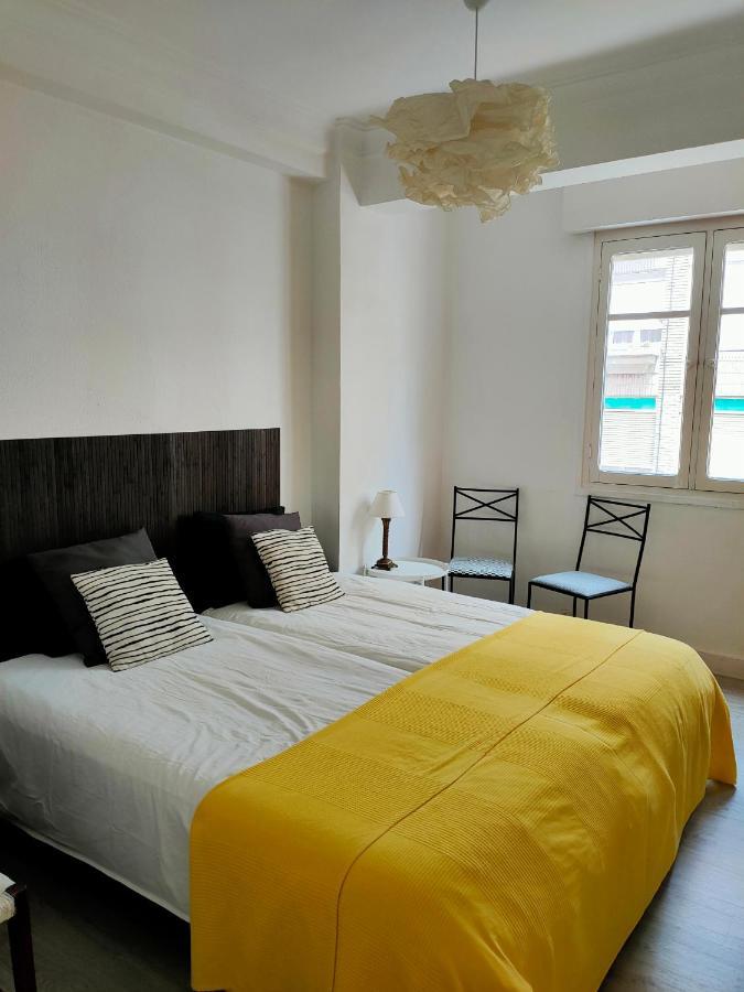 New! Beautiful City Apartment Сантандер Екстериор снимка