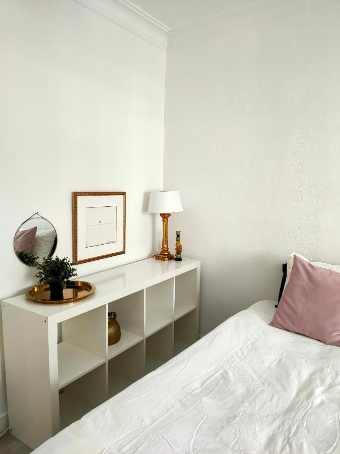 New! Beautiful City Apartment Сантандер Екстериор снимка